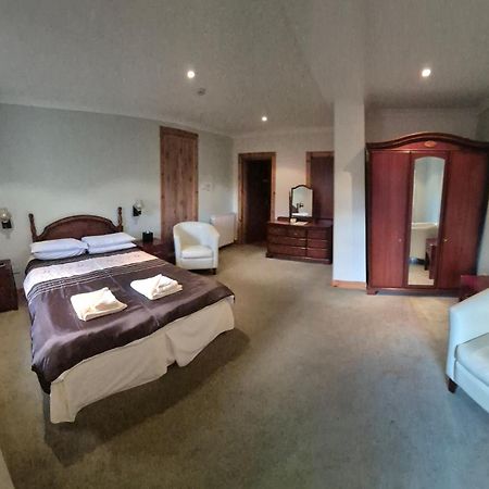 Doune Braes Hotel Breasclete Exteriör bild