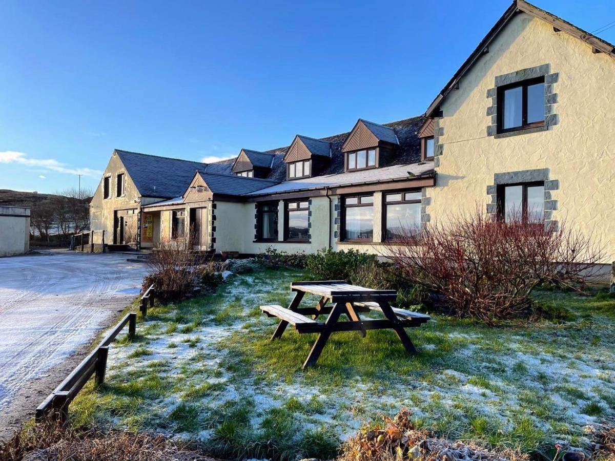 Doune Braes Hotel Breasclete Exteriör bild