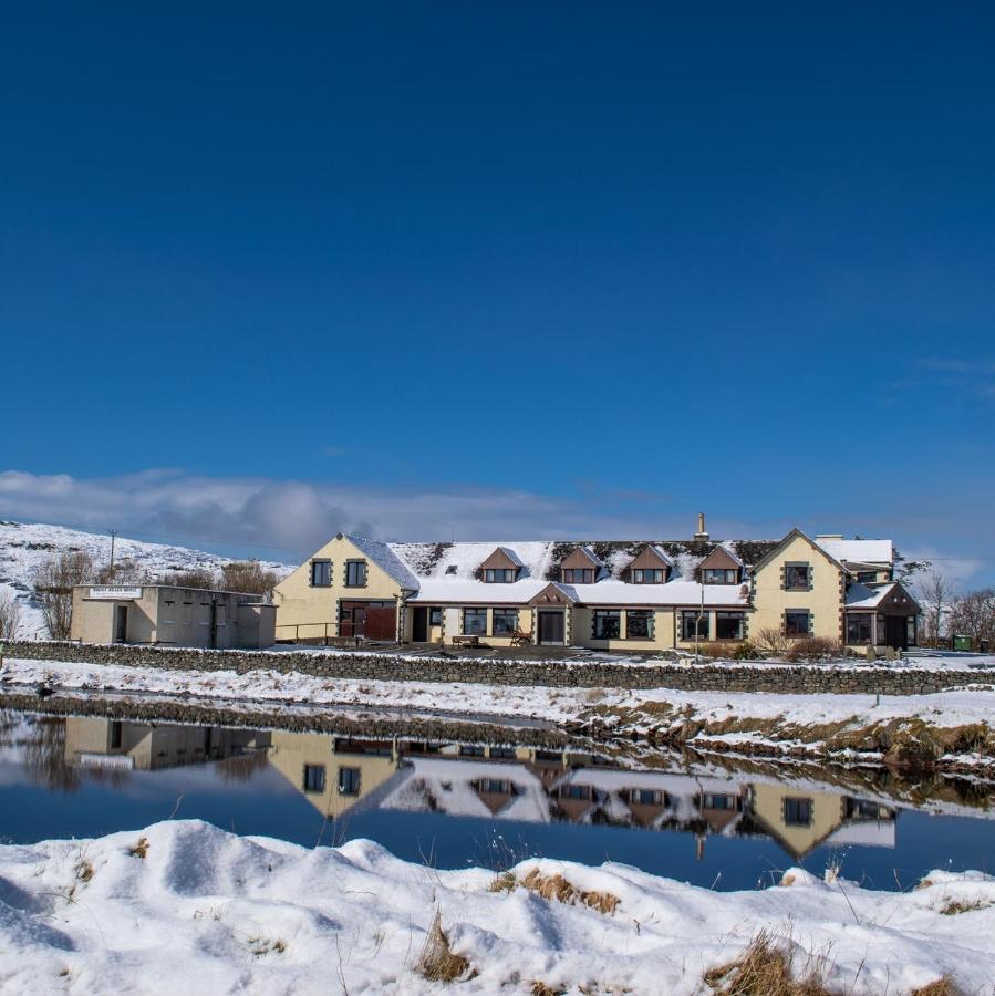 Doune Braes Hotel Breasclete Exteriör bild